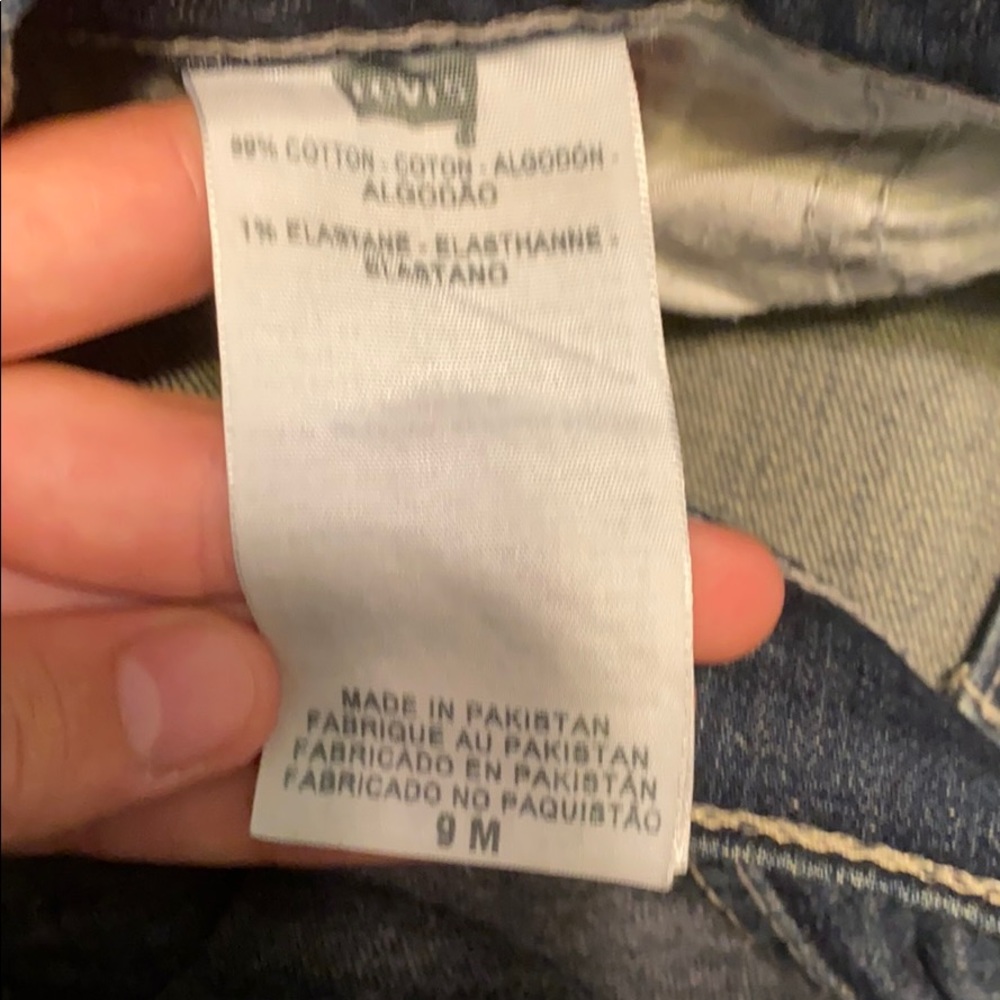 Levi Jeans - Picture 3 of 3